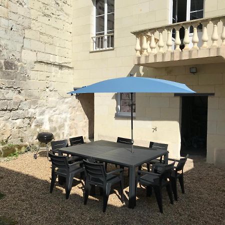 Jolie Maison Tuffeau Centre De Saumur Avec Local Velos Екстер'єр фото